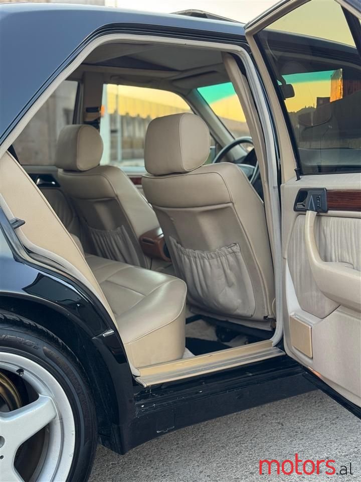 1995' Mercedes-Benz E 320 photo #6