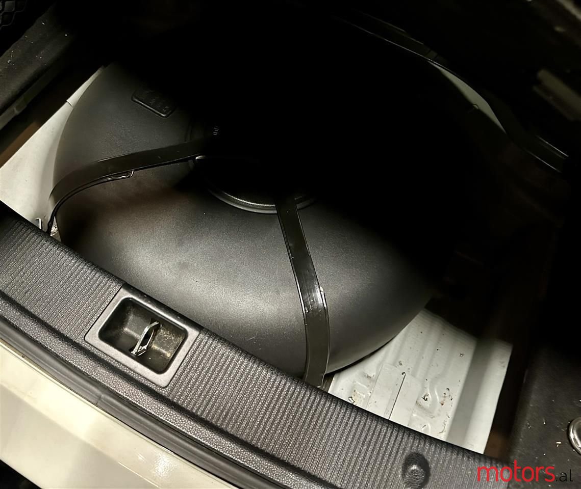 2012' Mercedes-Benz C 300 photo #2