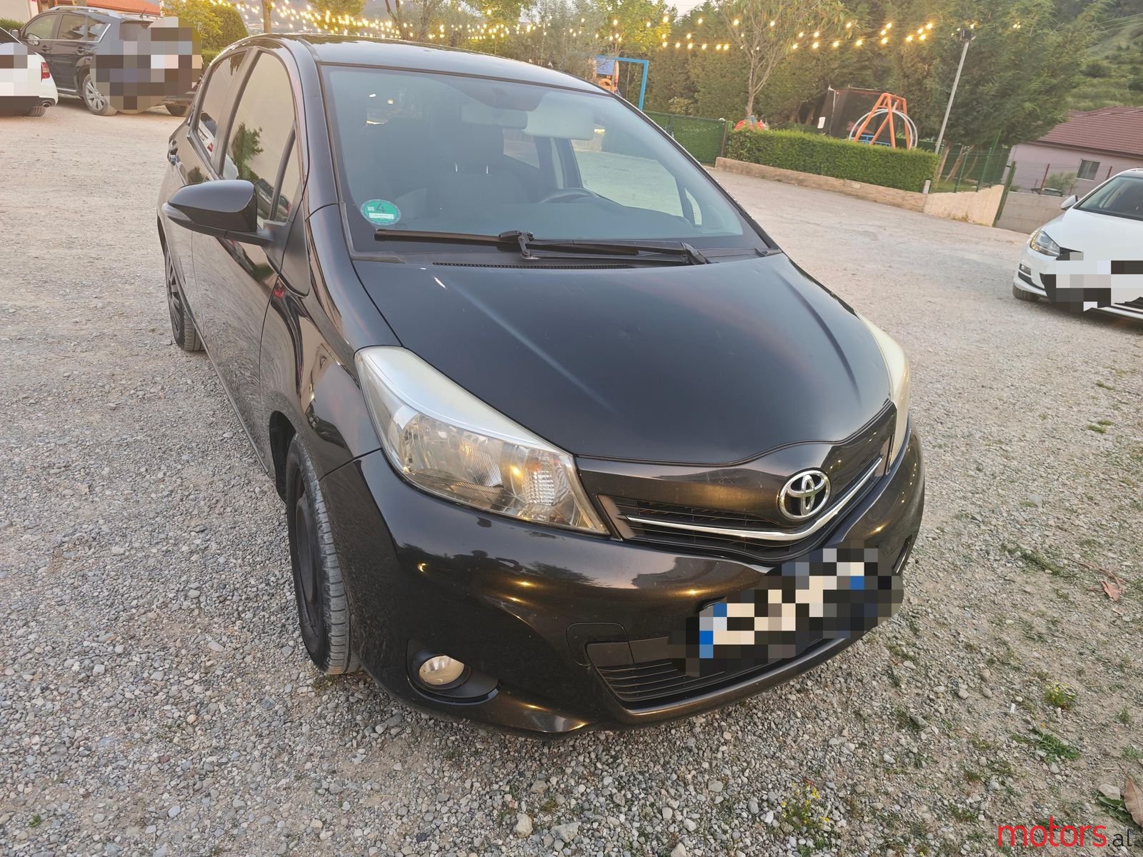 2013' Toyota Yaris photo #1