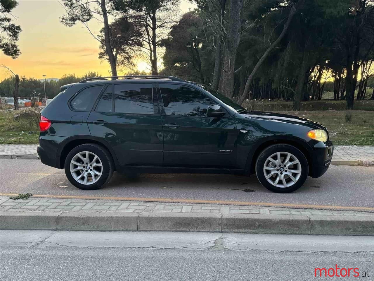 2010' BMW X5 photo #5