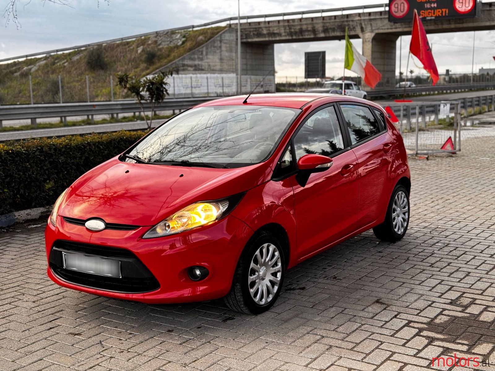 2009' Ford Fiesta photo #1