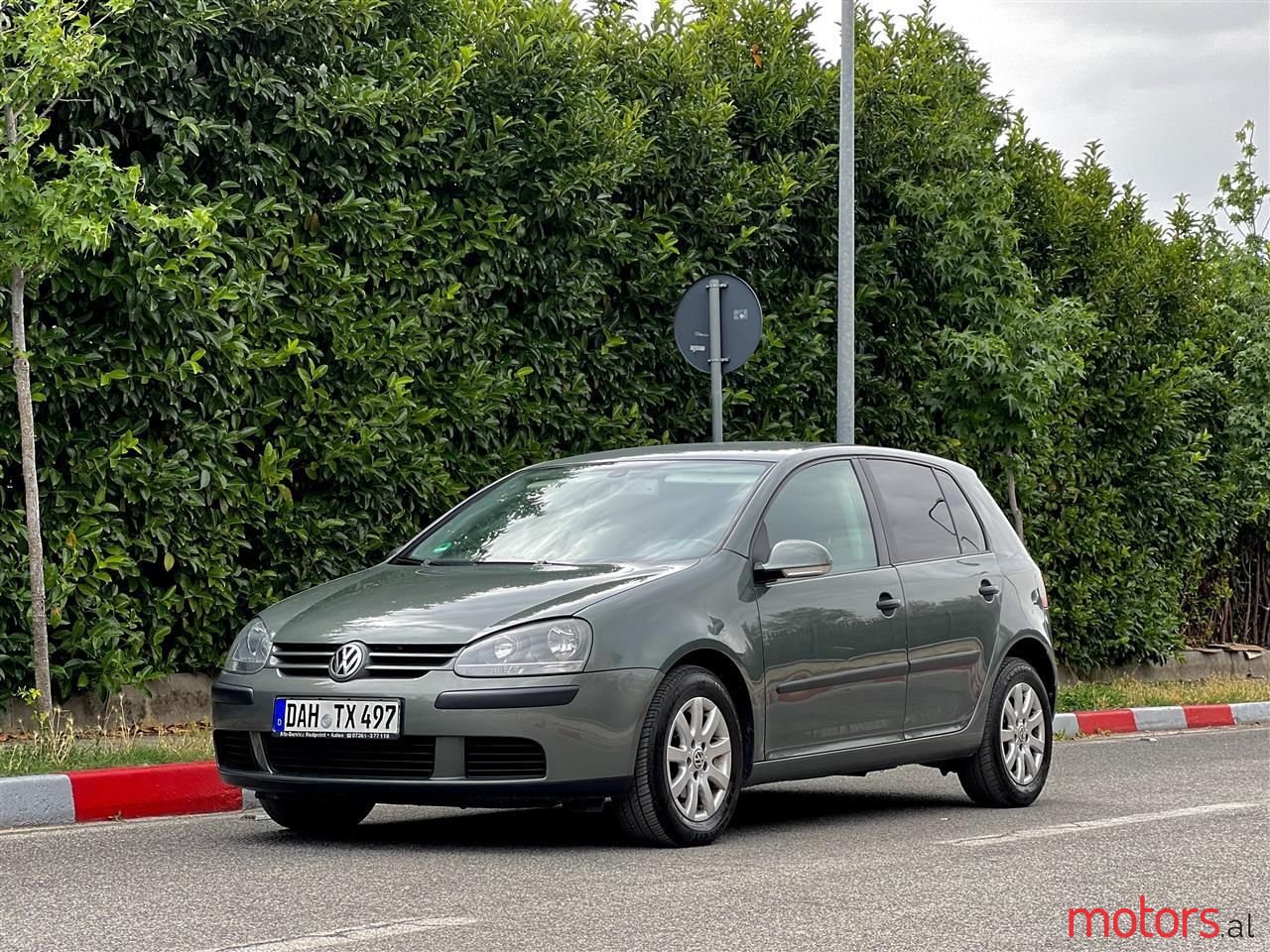 2006' Volkswagen Golf photo #1