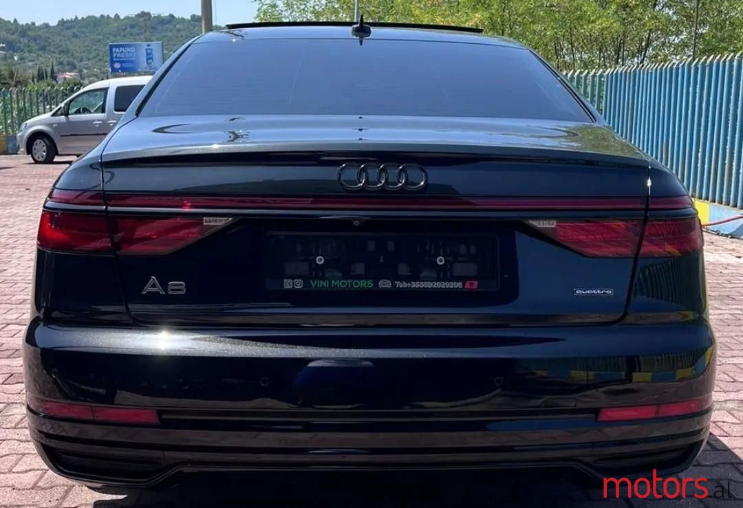 2018' Audi A8 photo #2