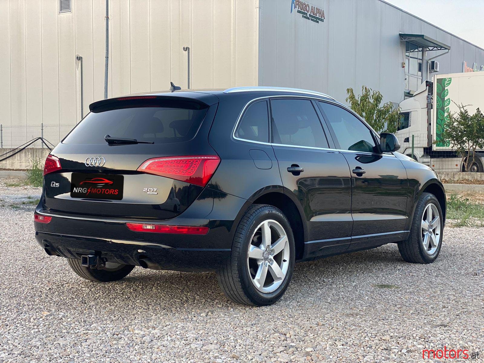 2011' Audi Q5 photo #4