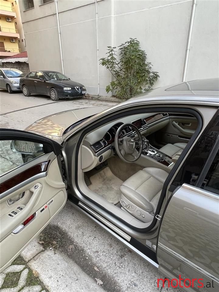 2008' Audi A8 photo #5