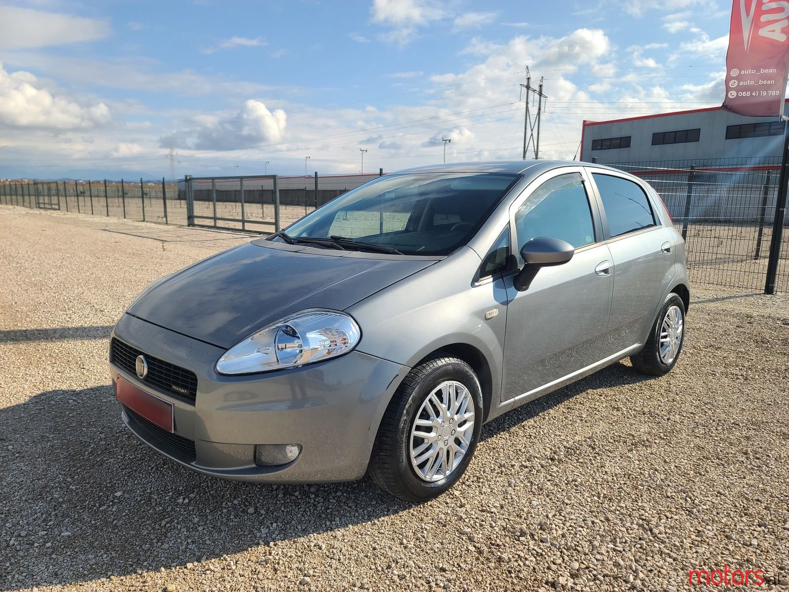 2010' Fiat Grande Punto photo #1
