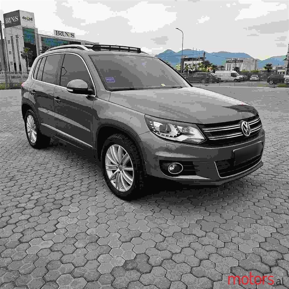 2013' Volkswagen Tiguan photo #3
