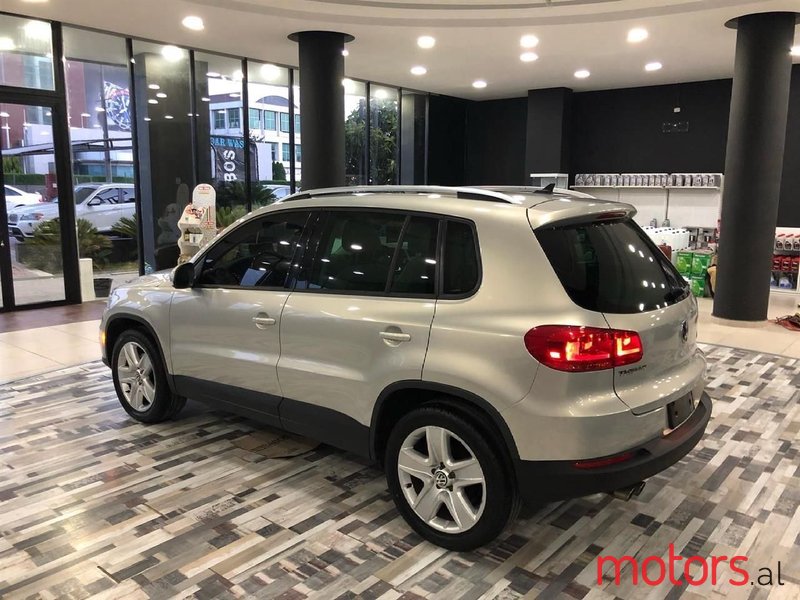 2013' Volkswagen Tiguan photo #4