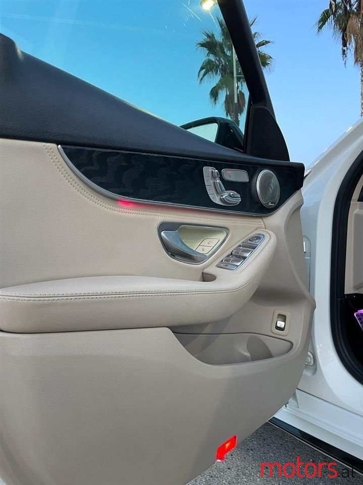 2016' Mercedes-Benz C 63 AMG photo #6