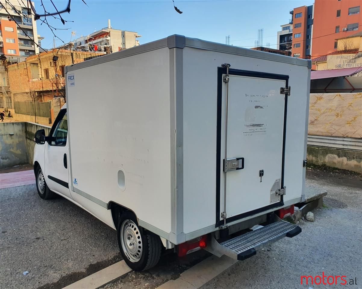 2010' Fiat Doblo photo #5