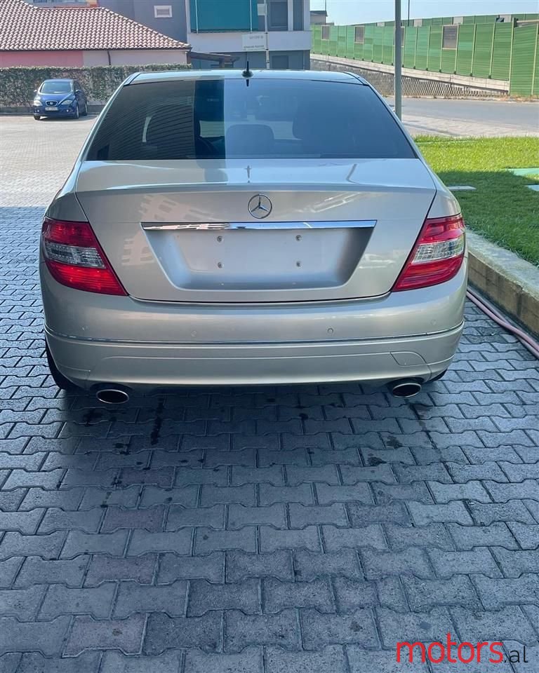 2009' Mercedes-Benz C 300 photo #3