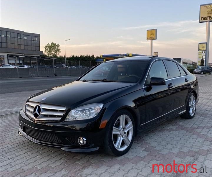 2010' Mercedes-Benz C 300 photo #3