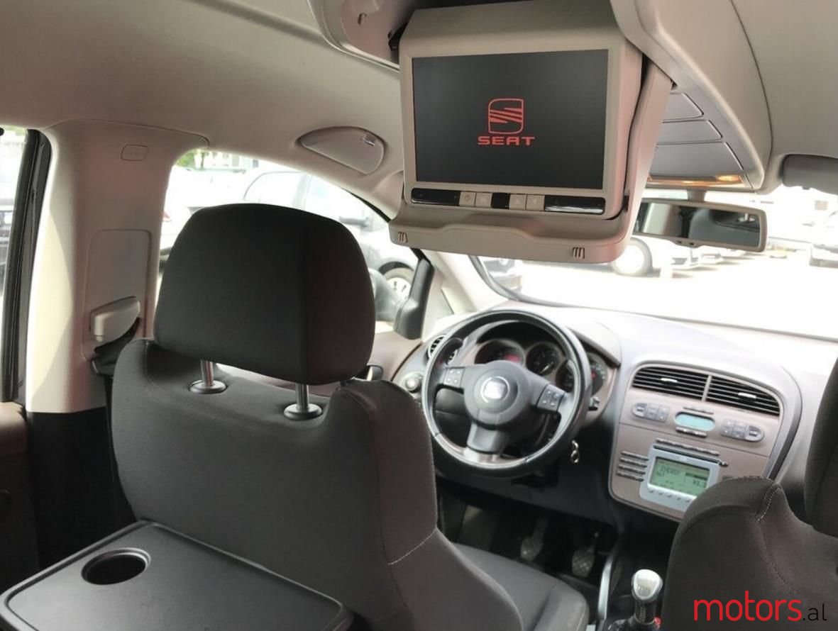 2008' SEAT Altea photo #5