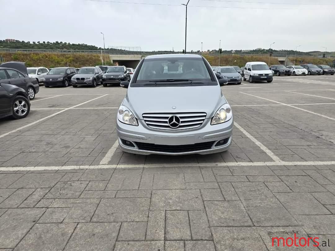 2008' Mercedes-Benz B 180 photo #6