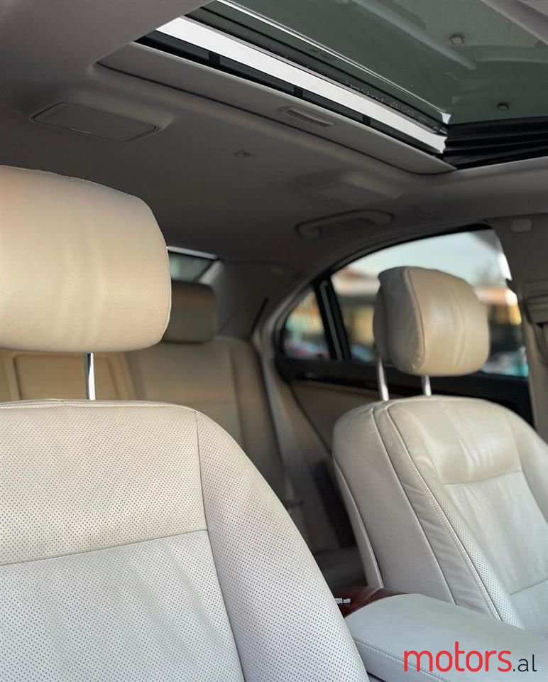 2010' Mercedes-Benz S 450 photo #6