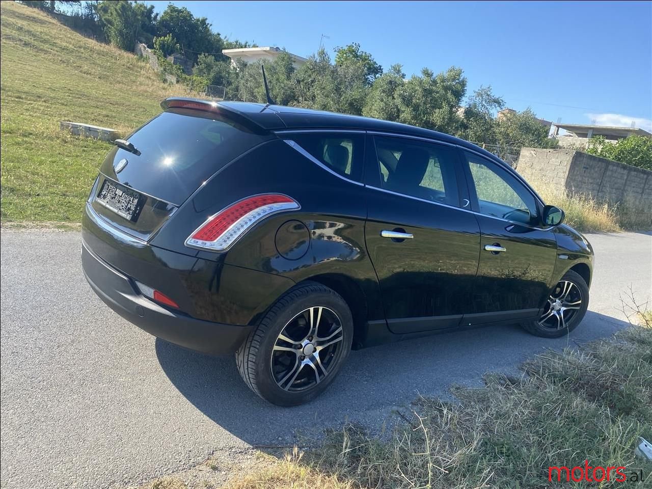 2010' Lancia Delta photo #3