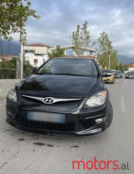 2011' Hyundai i30 photo #1