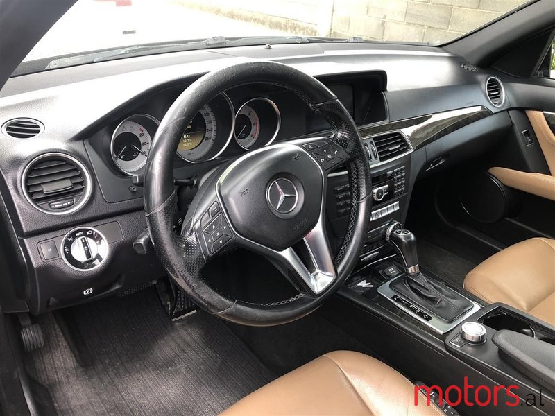 2012' Mercedes-Benz C 220 photo #4