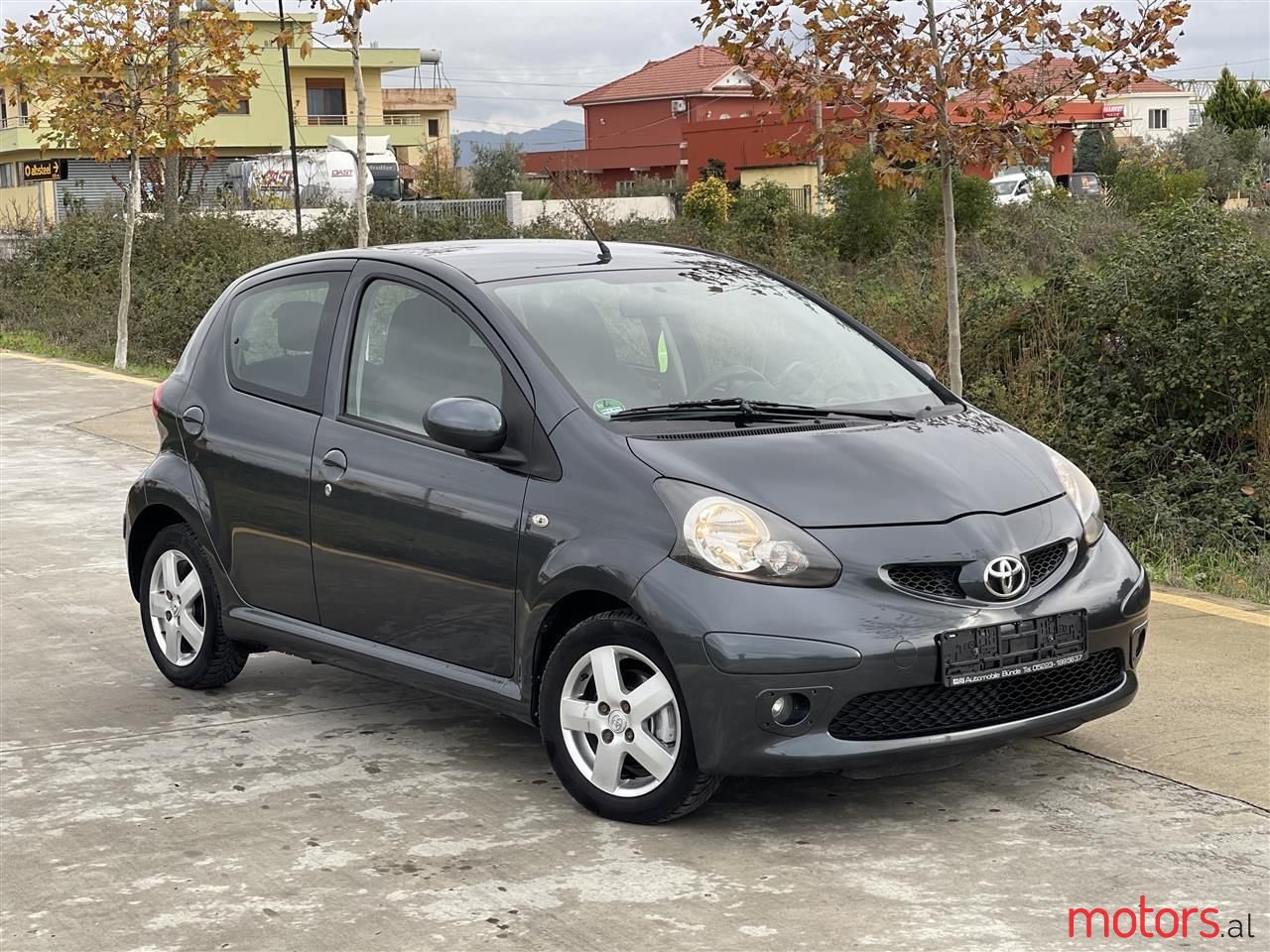 2006' Toyota Aygo photo #1