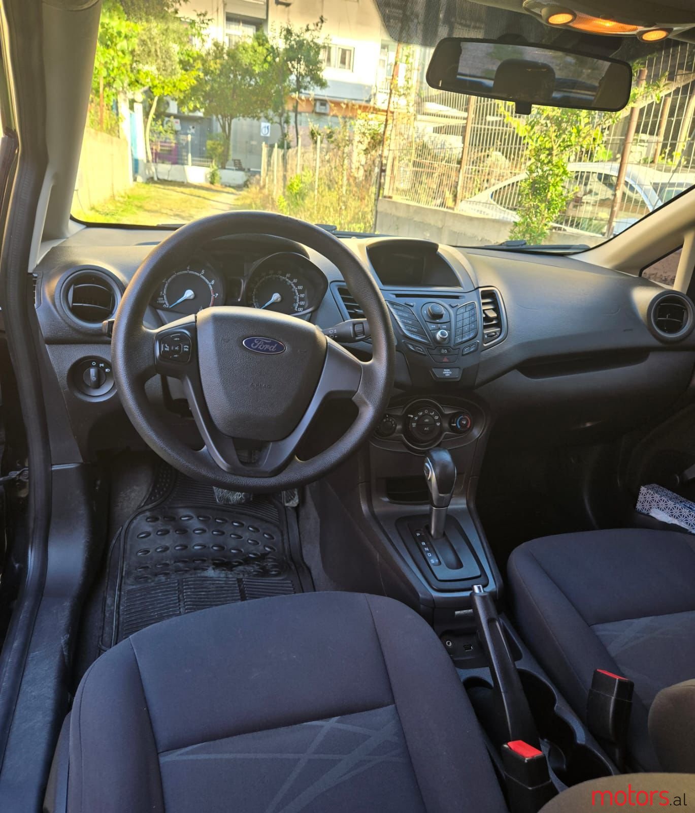 2014' Ford Fiesta 1.6 photo #7