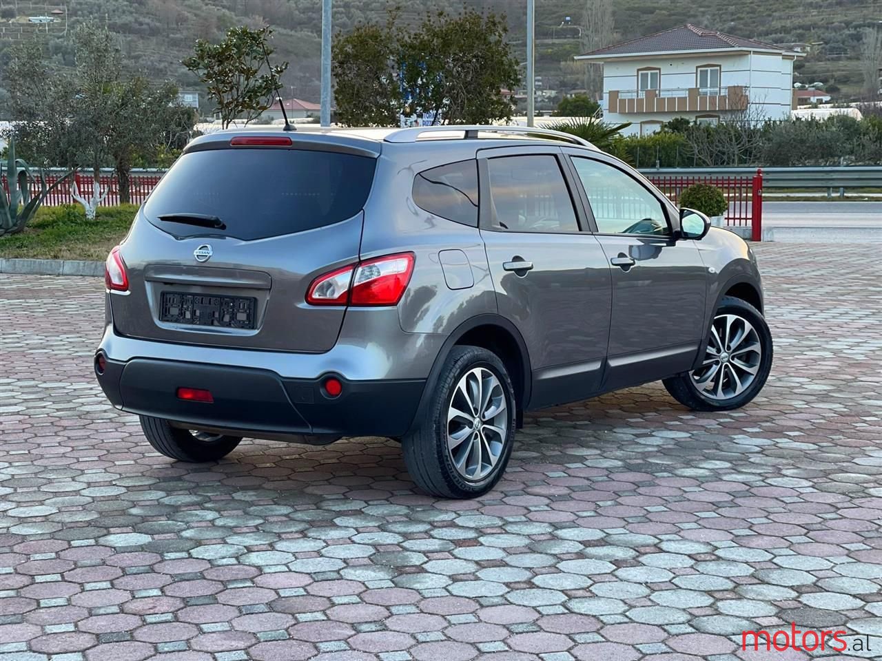 2012' Nissan Qashqai photo #3