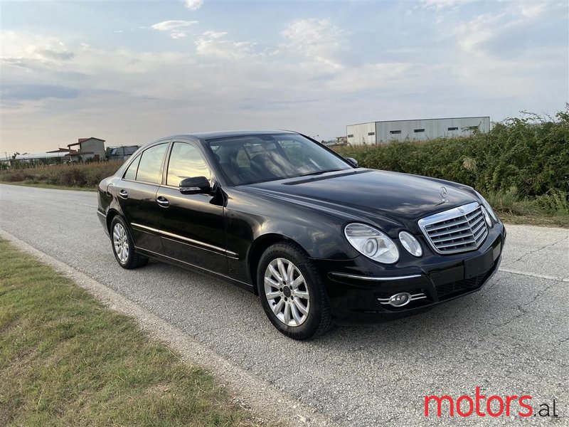 2008' Mercedes-Benz E 280 photo #1