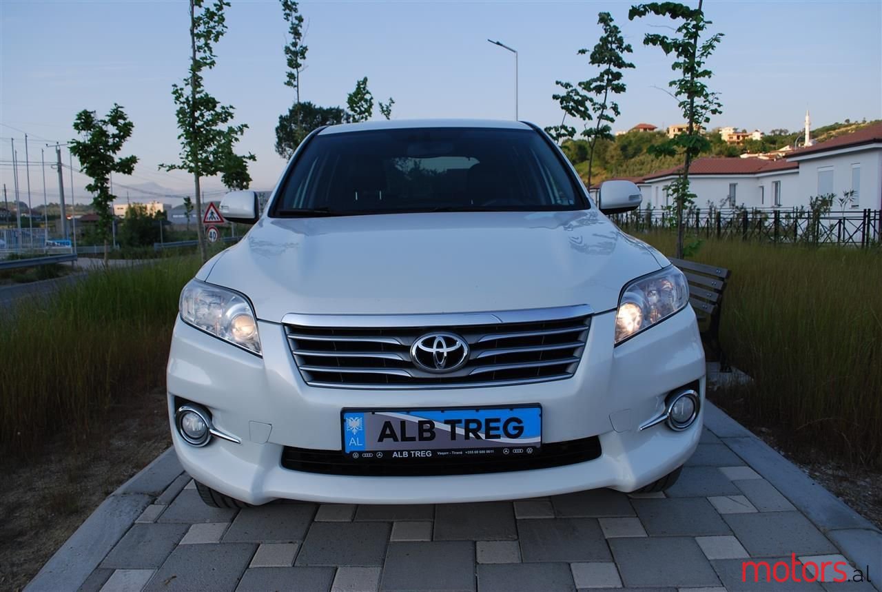 2011' Toyota RAV4 photo #5