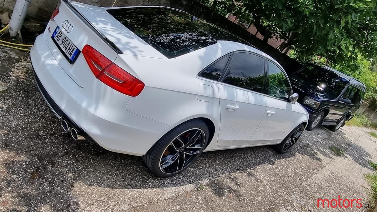 2013' Audi A4 photo #6