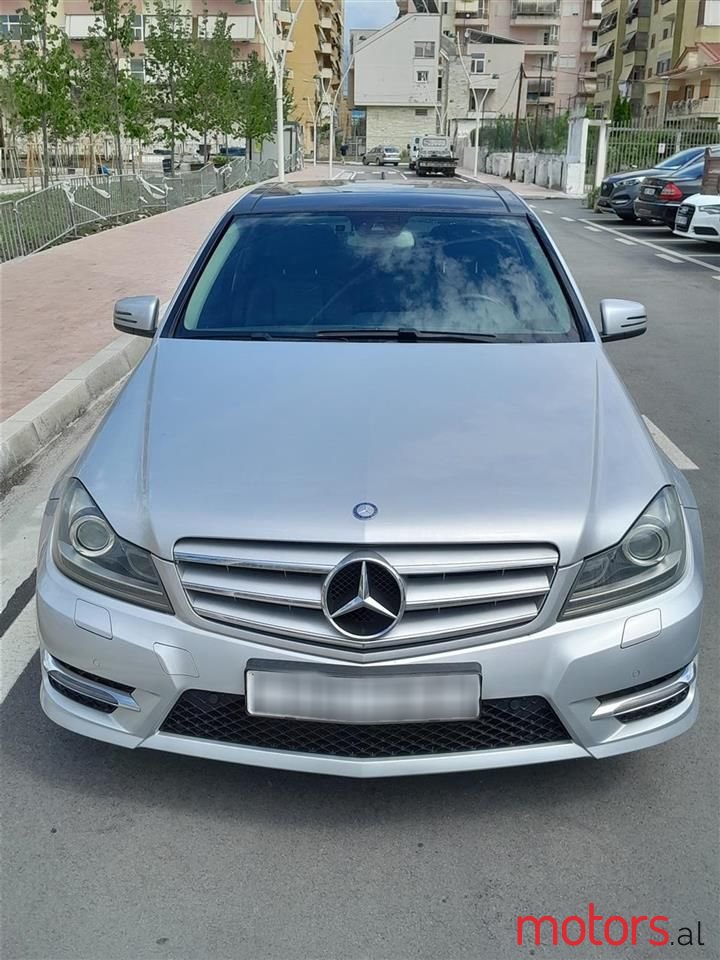 2013' Mercedes-Benz C 220 photo #1