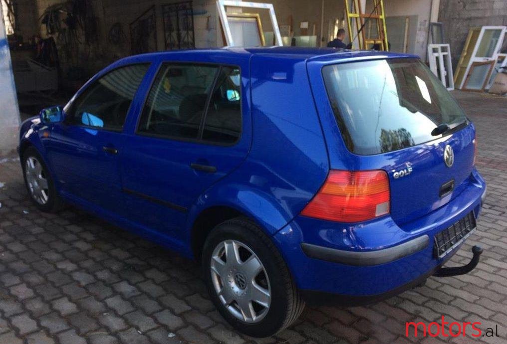 1999' Volkswagen Golf photo #2