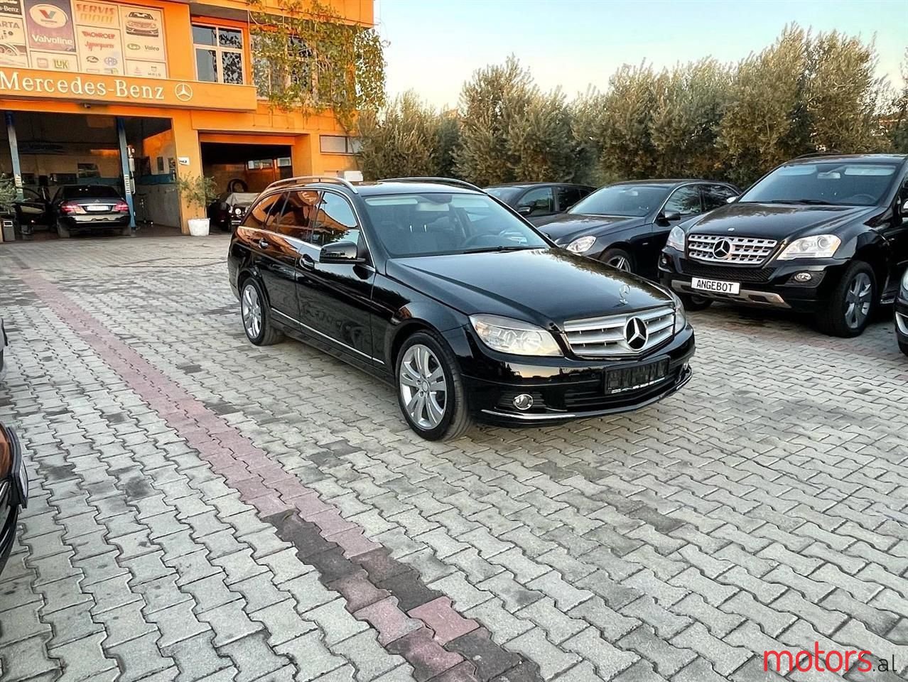 2008' Mercedes-Benz C 220 photo #3
