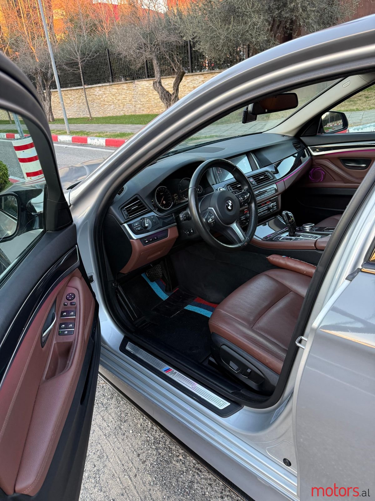 2016' BMW 520 photo #3