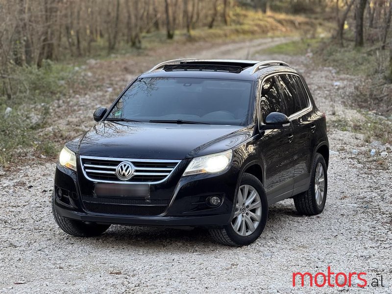2008' Volkswagen Tiguan photo #6